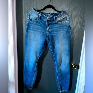Mjeans by Maurices.  Mid fit rise jeggings